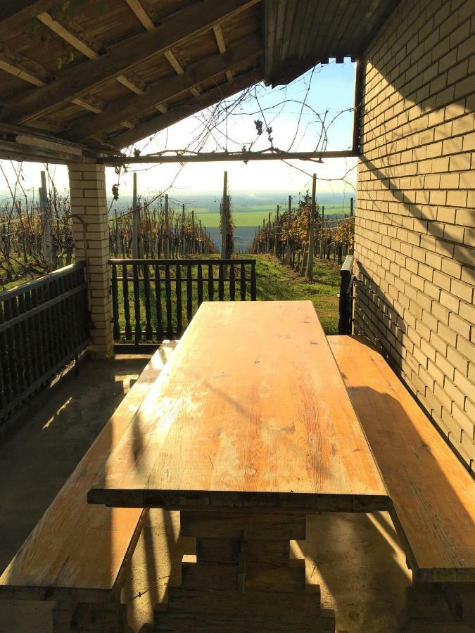 Pri Konjskem Pajdasu Lendava Luaran gambar